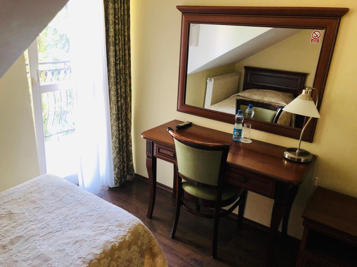 Hotel Mateo Stopnica Екстериор снимка